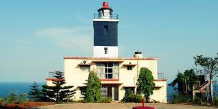 Dolphin’s Nose LightHouse in Visakhapatnam (Timings, Places Nearby, Best Time to Visit, Location)