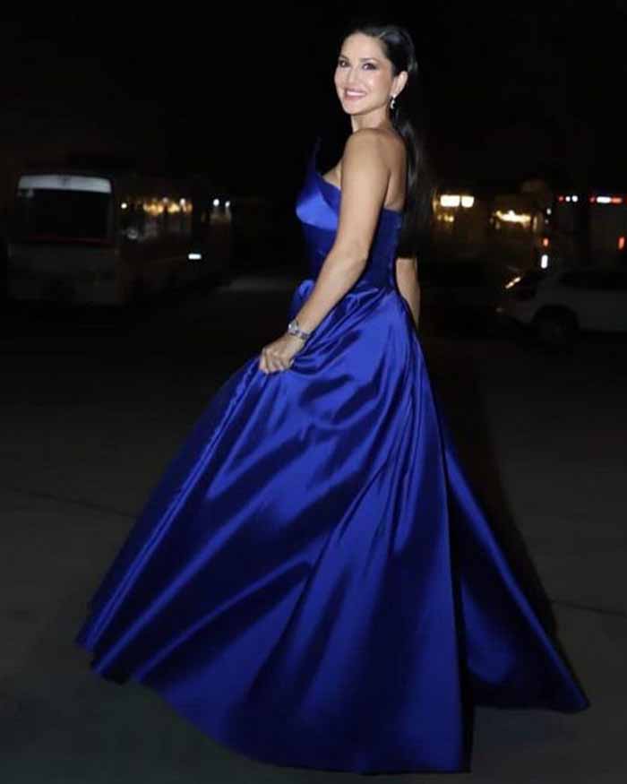 Sunny Leone dazzling in a royal blue gown