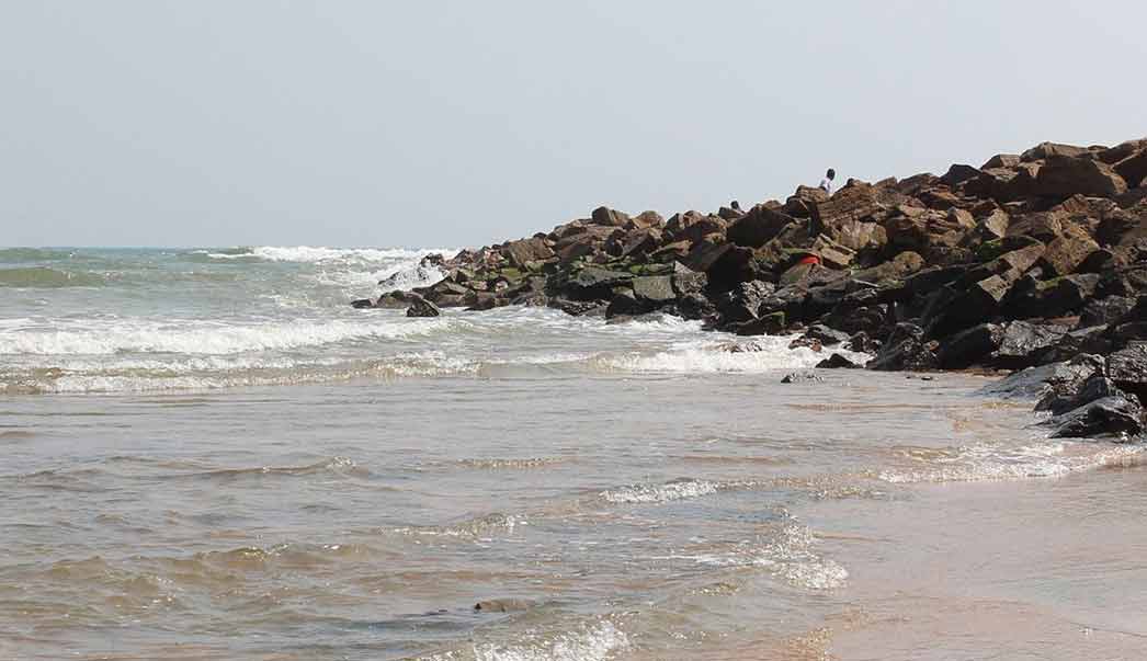 Bheemunipatnam Beach Vizag (Location, Activities & Things to do)