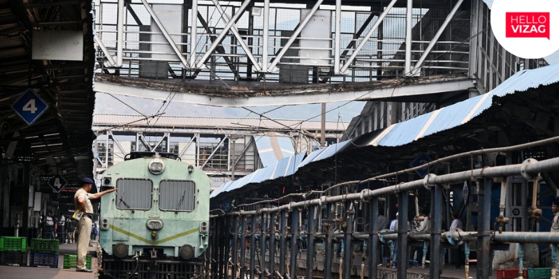 Crowded Foot Overbridges Raise Safety Concerns at Visakhapatnam Railway Station